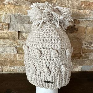 Prana Beanie w PomPom